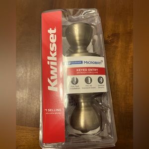 Kwikset Keyed door knob with Microban